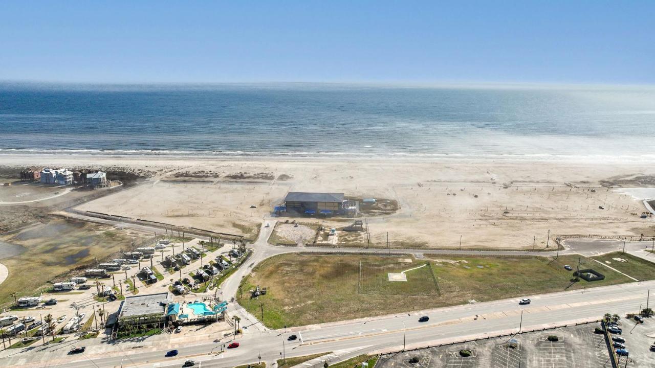 Tropical Springs Studio Apartment Two Queen Beds Galveston Kültér fotó